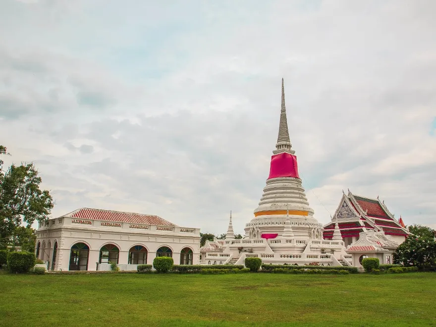 ที่เที่ยวสมุทรปราการ องค์พระสมุทรเจดีย์